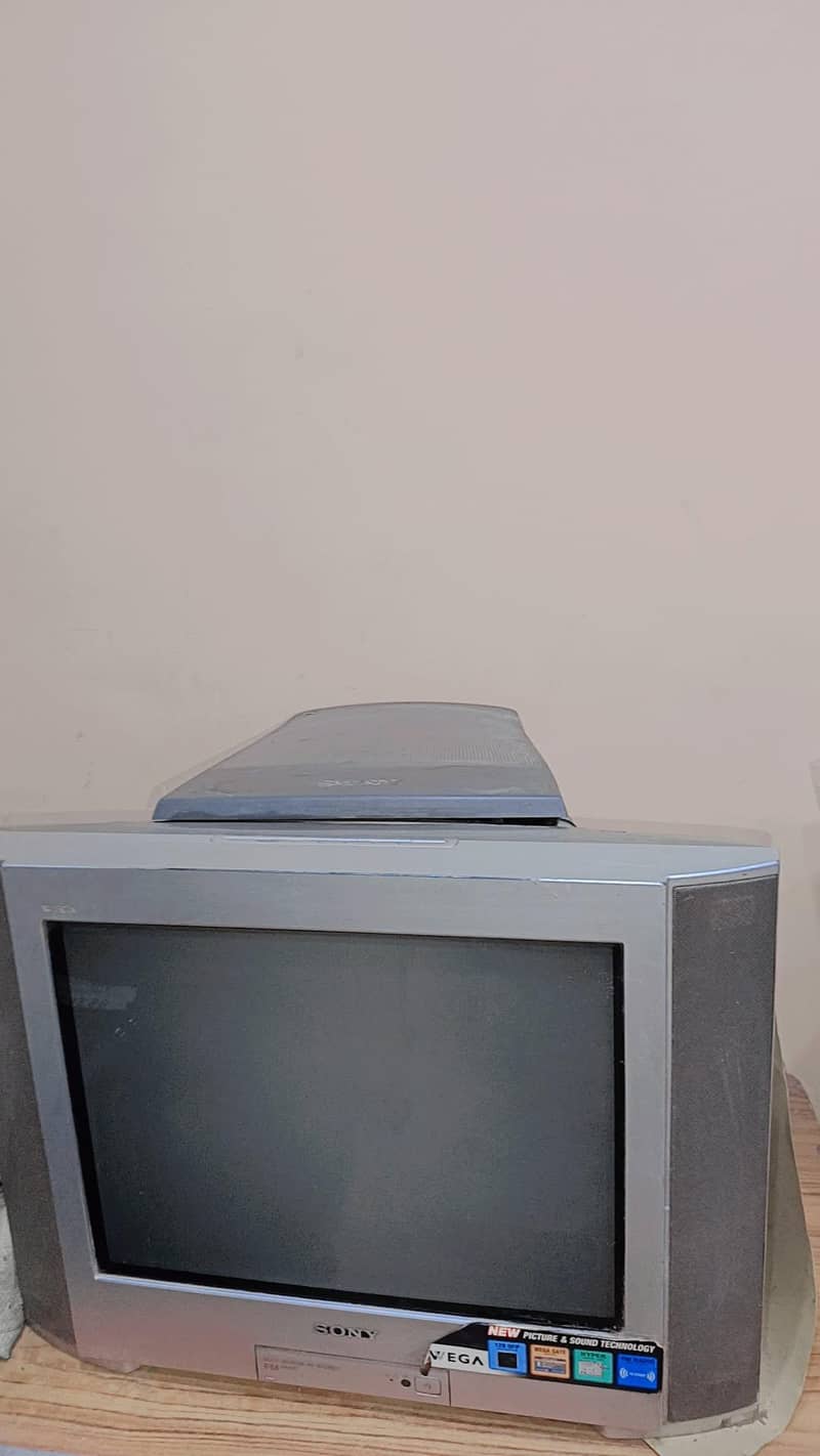 sony CTR tv 0