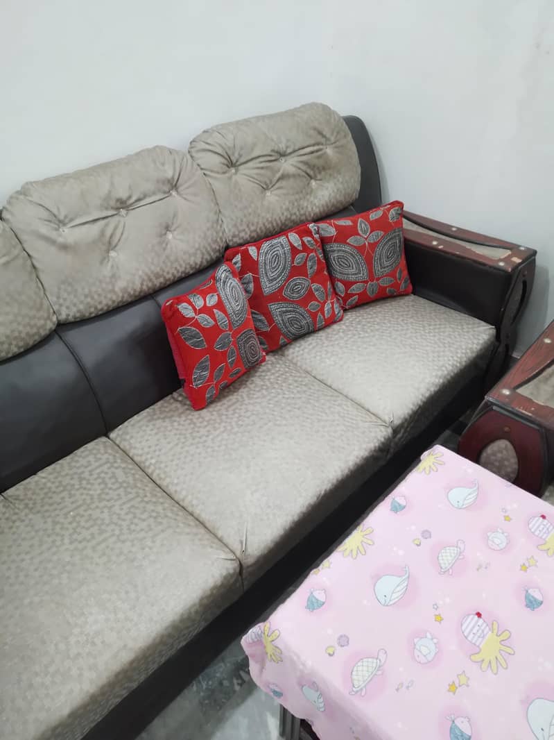 3 PIECE SOFA SET 1