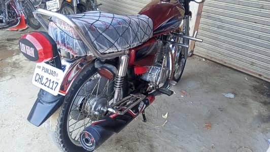 Honda 125 Model 15 condition 10/10 lush Condition
