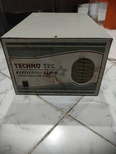 TECHNO TEC 1250 VA UPS