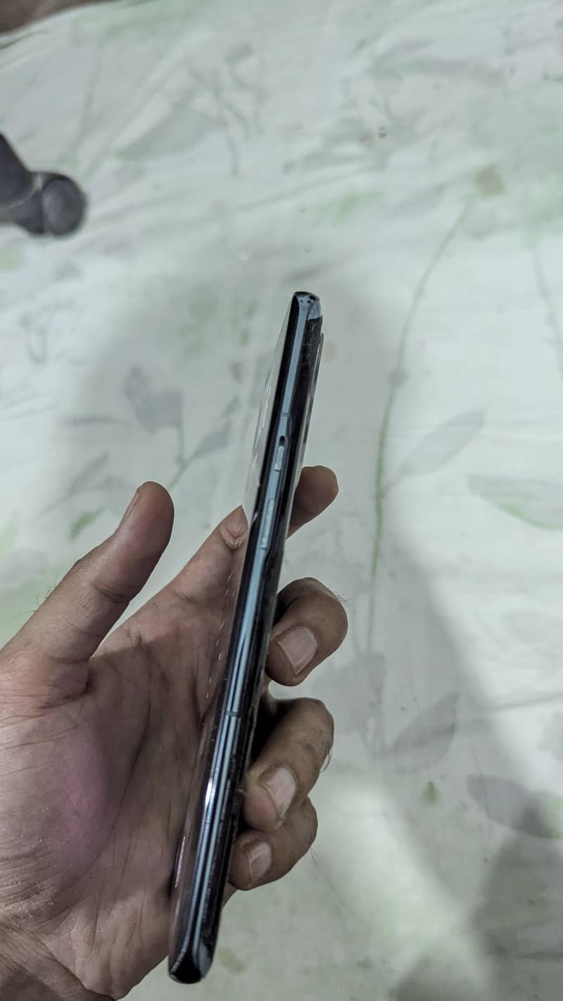 One plus 9 pro 5G 2