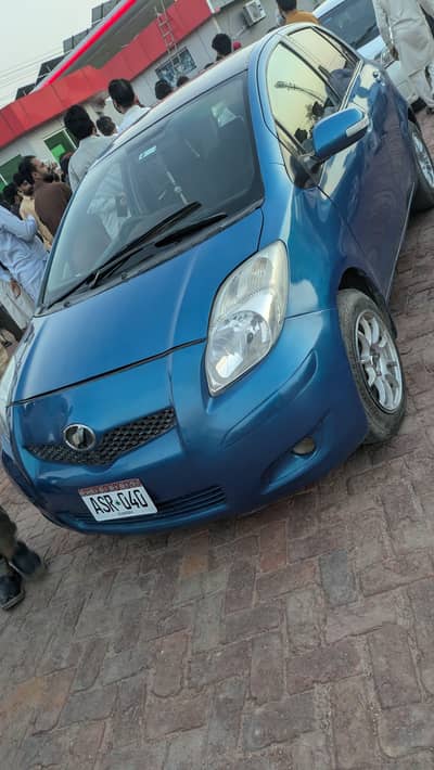 Toyota vitz automatic