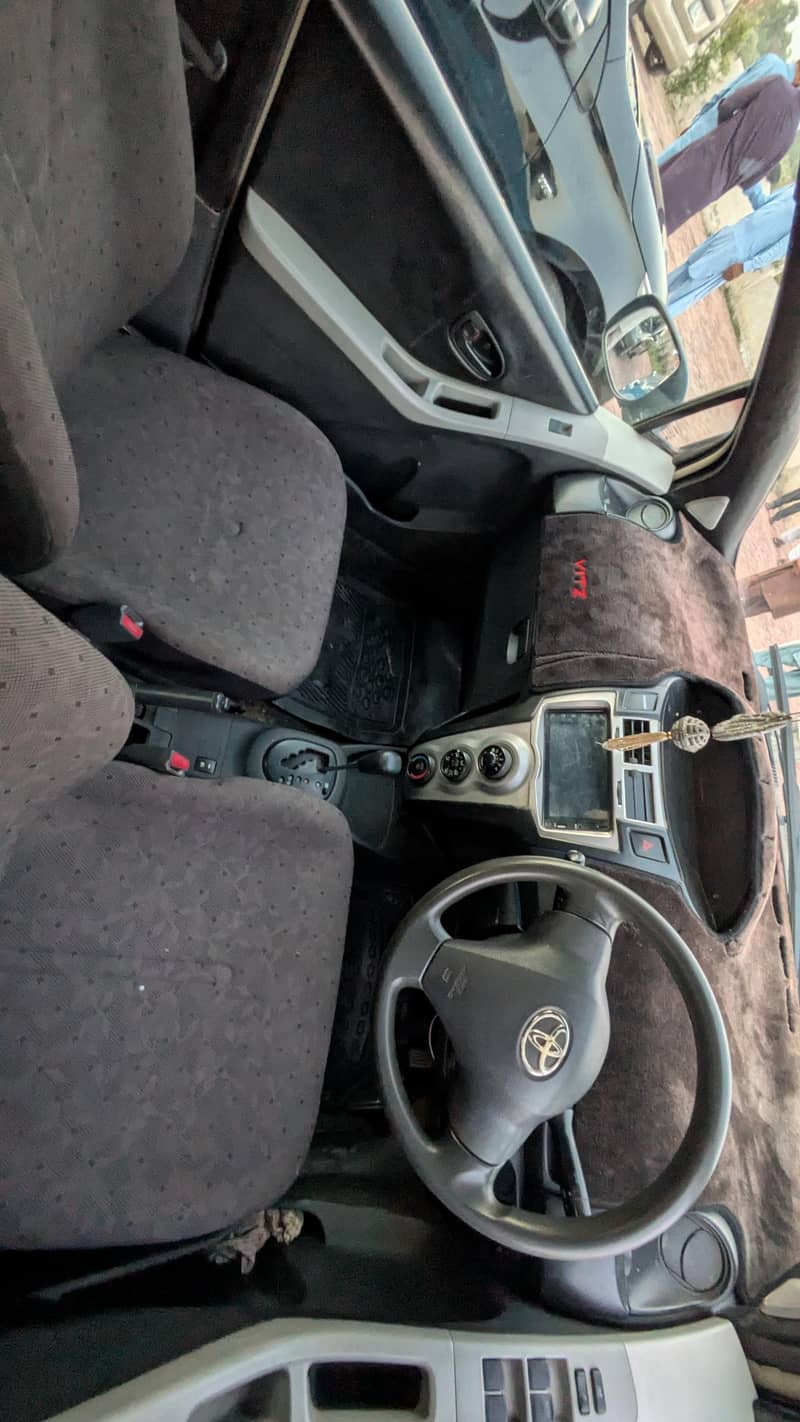 Toyota vitz automatic 2