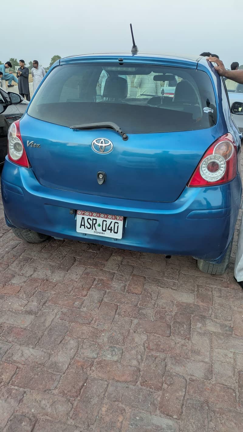 Toyota vitz automatic 4