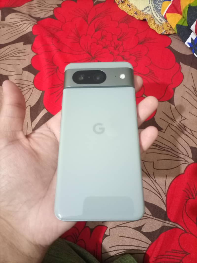 GOOGLE PIXEL 8 (10/10) 0