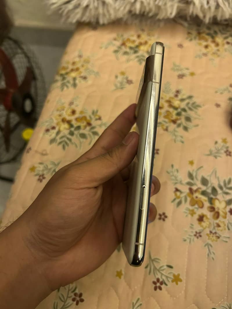 Google pixel 8 pro 3