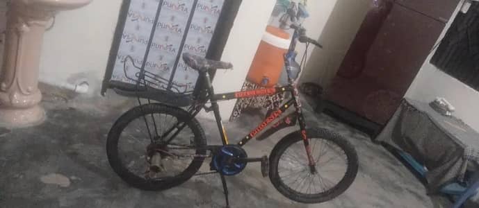 steeetthawk kids bicycle in black colour