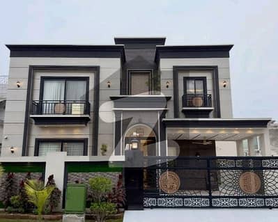 FULLY FURNISHED 1 KANAL BUNGALOW ON MAIN BOULEVARD DHA PHASE 6