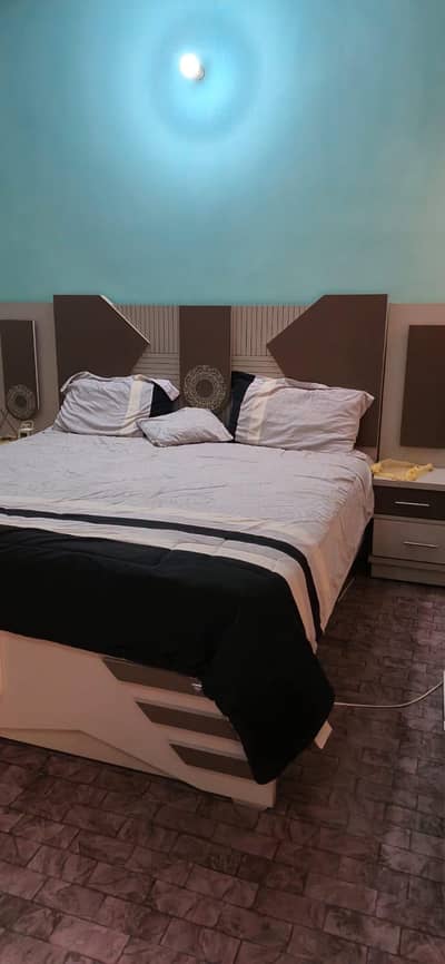 Full Set Bedroom Furniture.