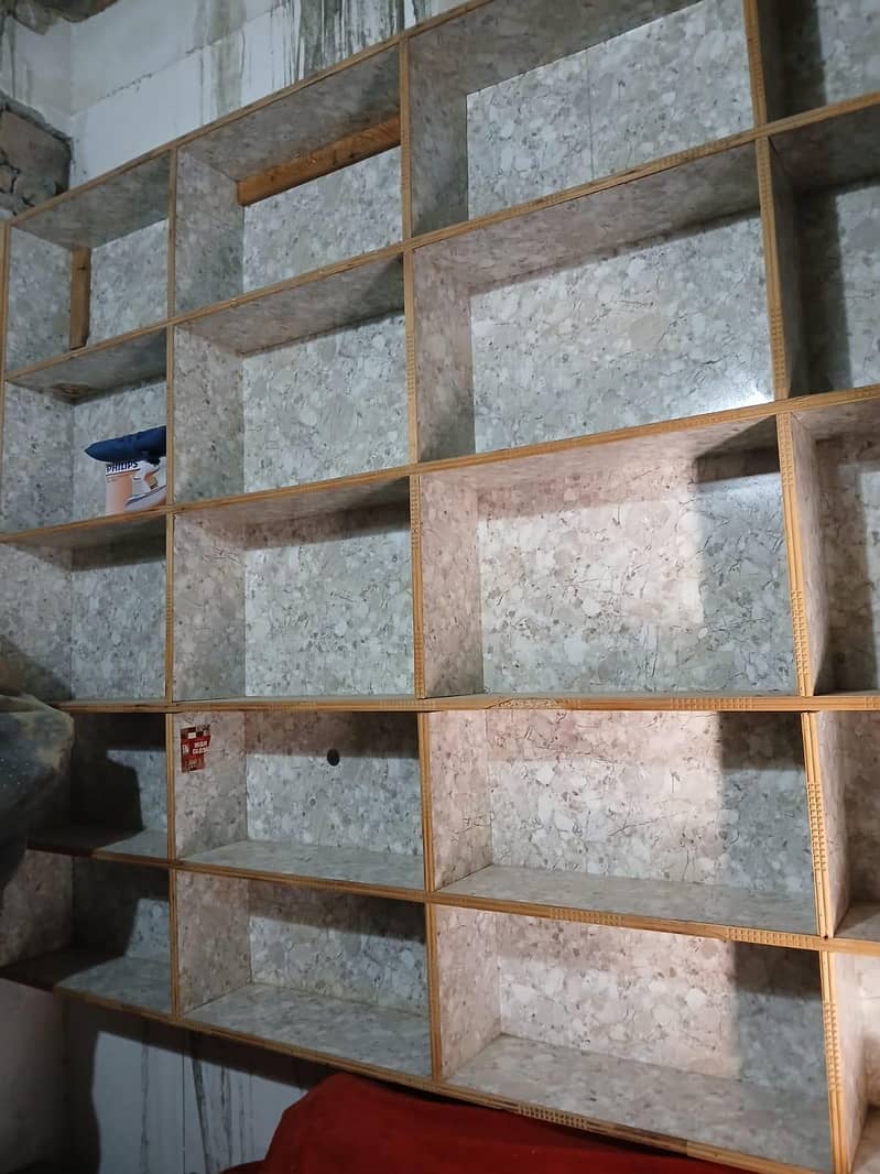 دکان کے لیے مضبوط ڈسپلے شیلف / الماری برائے فروخت 0