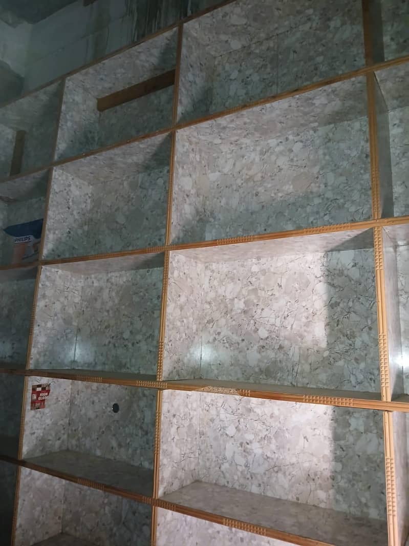 دکان کے لیے مضبوط ڈسپلے شیلف / الماری برائے فروخت 1