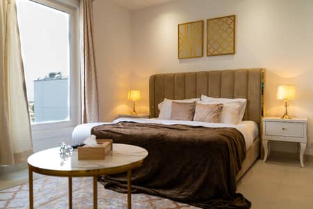 Pentasquare Beautiful Apartments DHA Phase-4 on per day rent