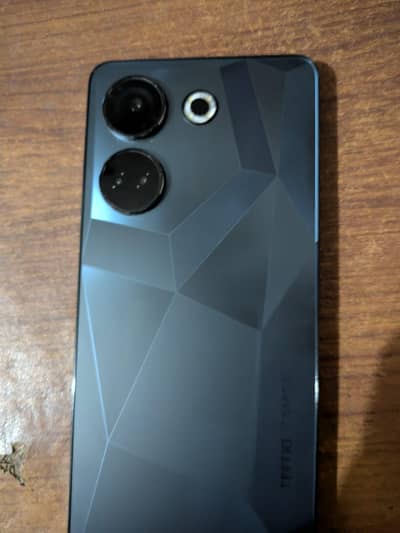 camon 20 pro lush condition