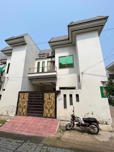 5 Marla Corner Non Furnished House For Rent in Bilal Town Near V Mall