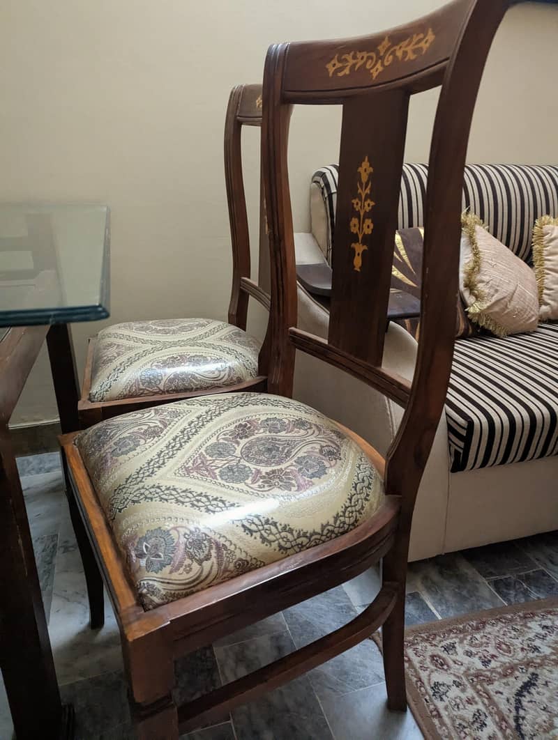 Dining Table Excellent condition 3