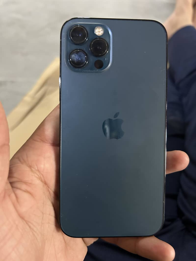 iPhone 12 pro 3