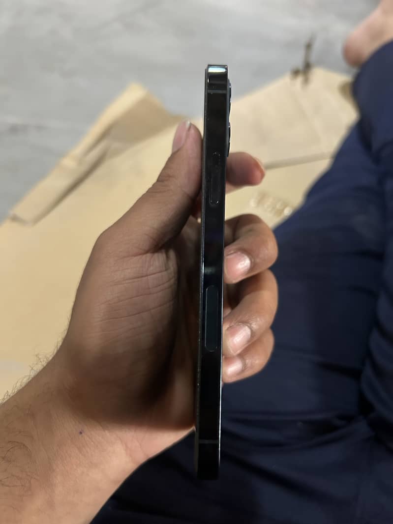 iPhone 12 pro 5