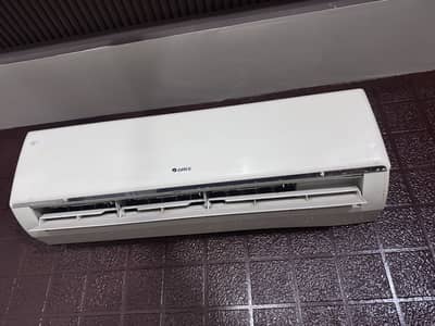 Gree AC 10/10 condition