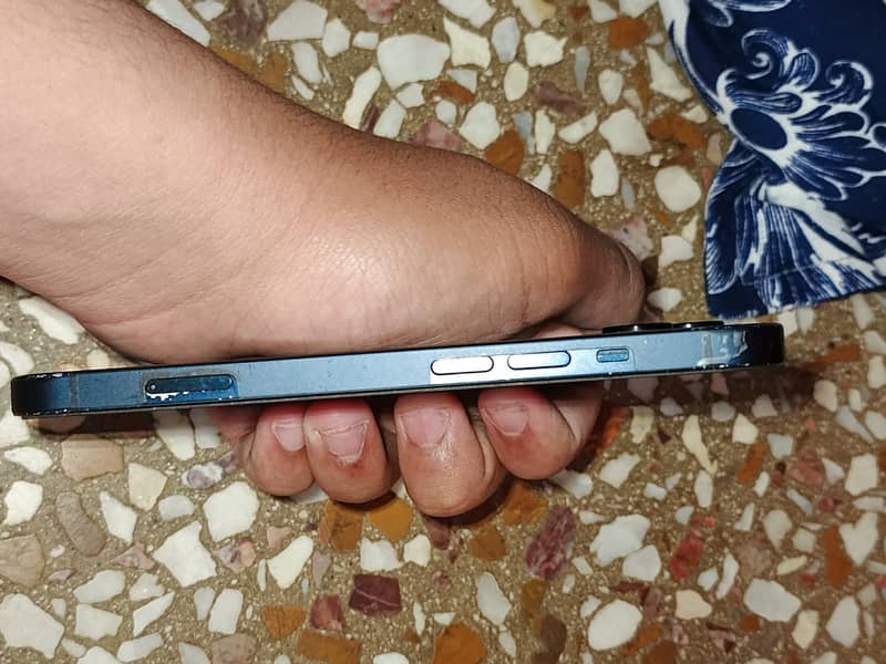 Iphone 13 2