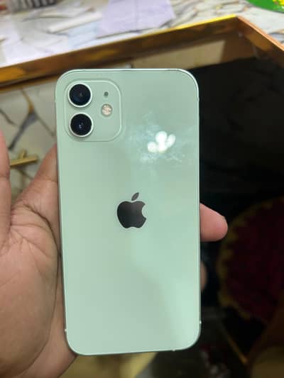 Apple iPhone 12
