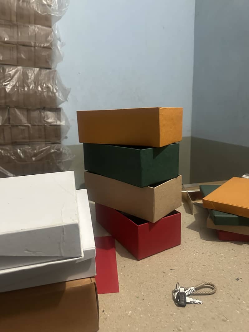 Corrugated packaging boxes 13