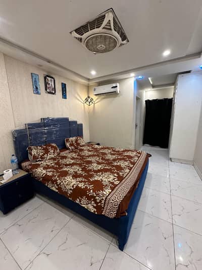 Daily basis luxury short stay apartments in bahria town lahore