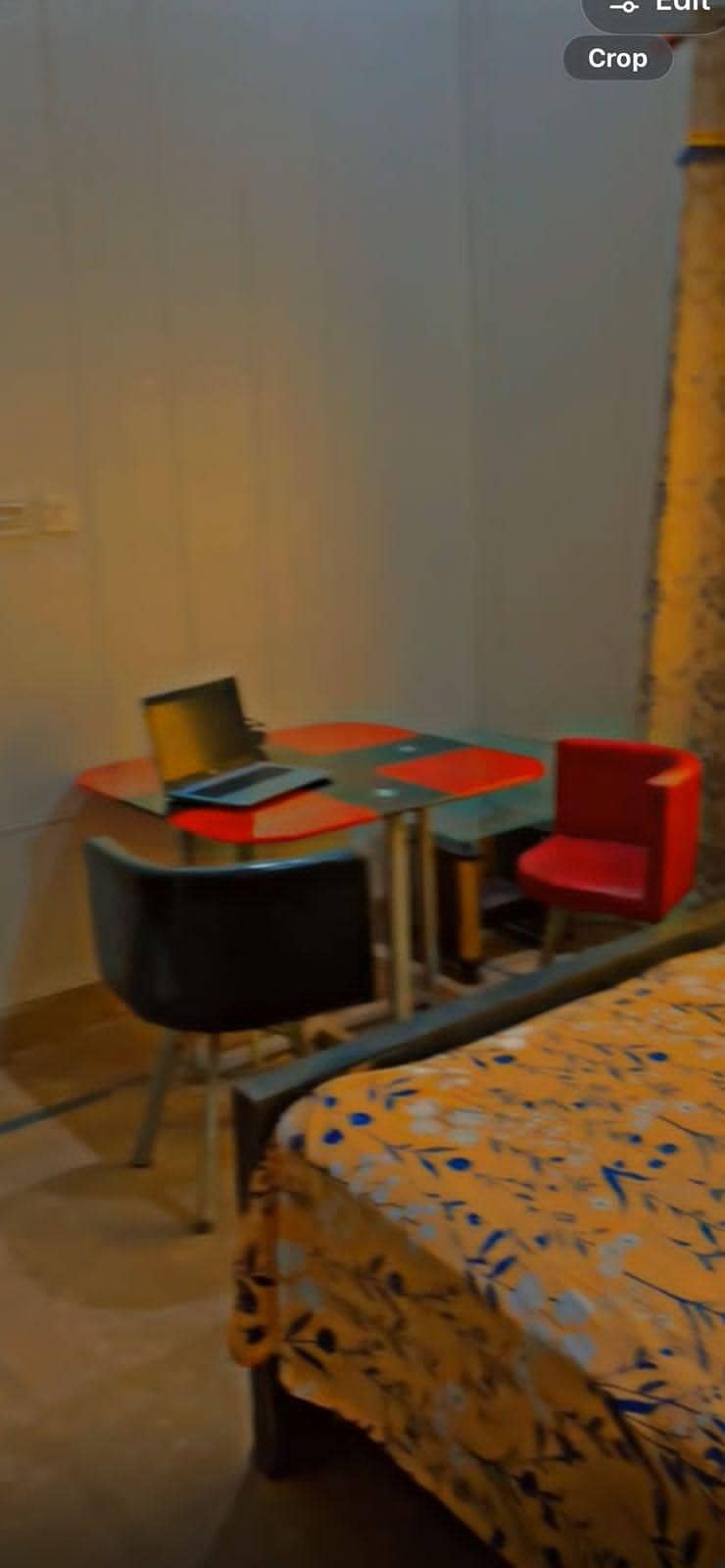 dining table 4 seats 0