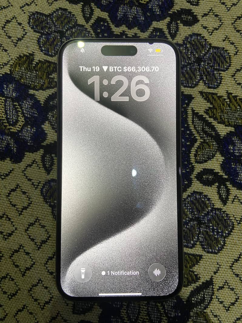 iPhone 15 PRO 5