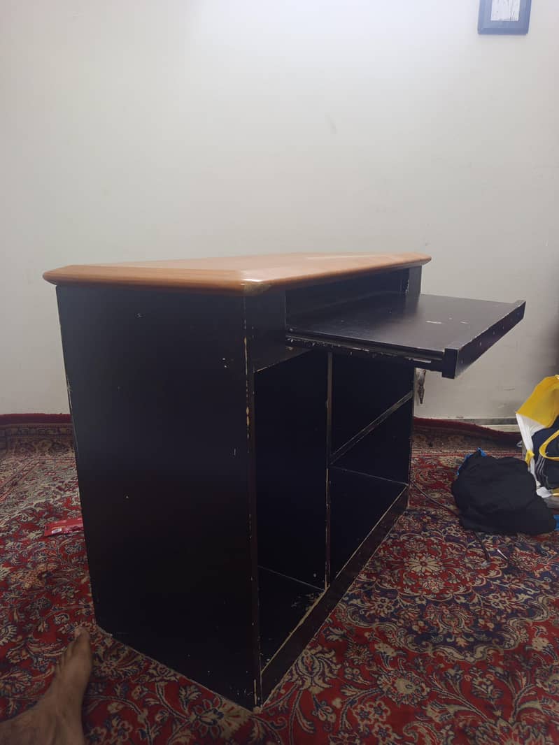 office/gaming table 1
