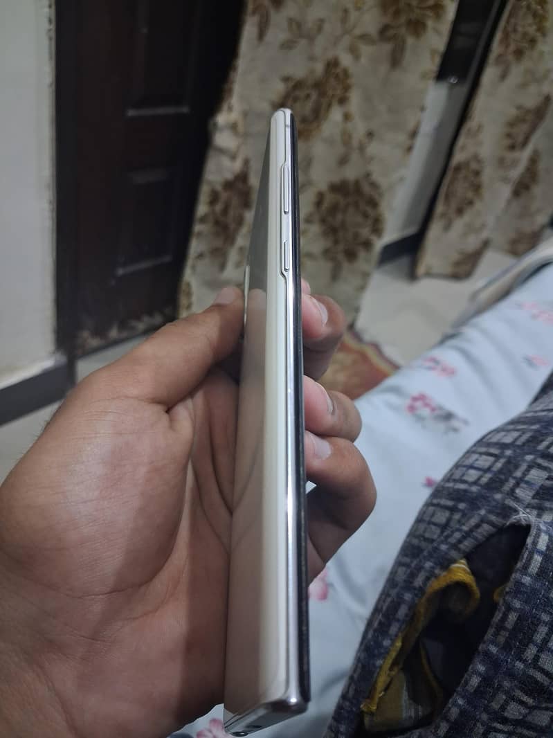 undamaged 4