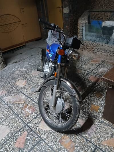 CG125