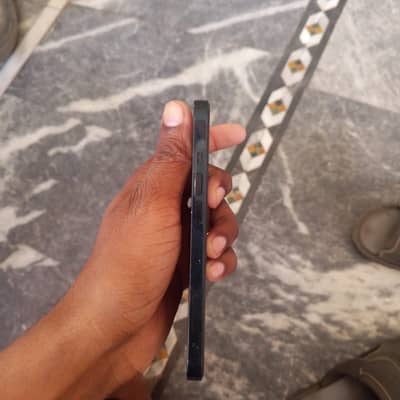 Iphone 14 in cheap price water pack