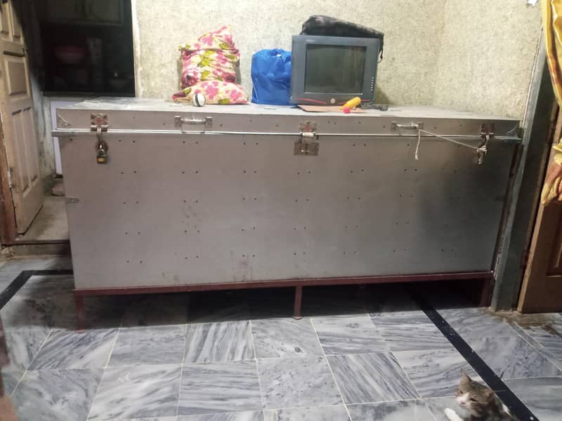 full size paiti/trunk 0