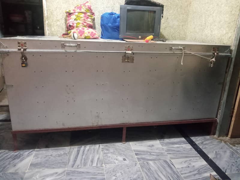 full size paiti/trunk 2