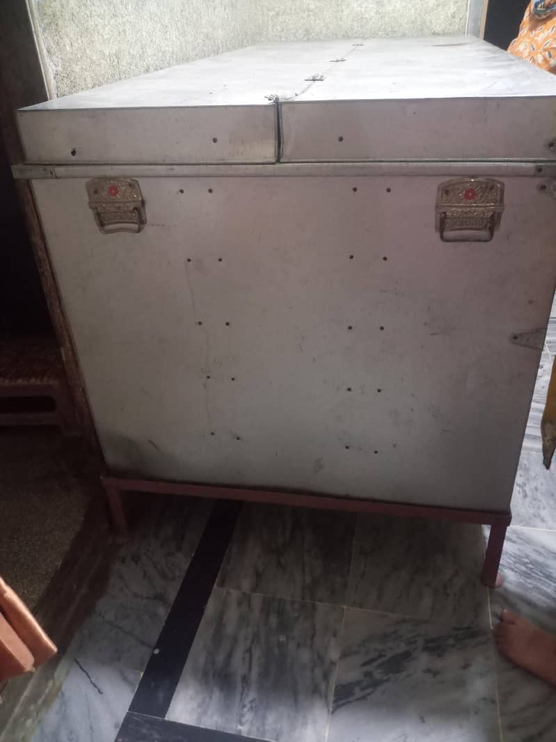 full size paiti/trunk 10