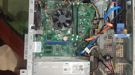 intel (core i3 inside) best CPU for games