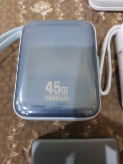 45 watt and 10000mah portable car charger