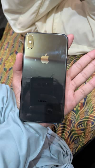 iPhone XS Max fuctory unlock