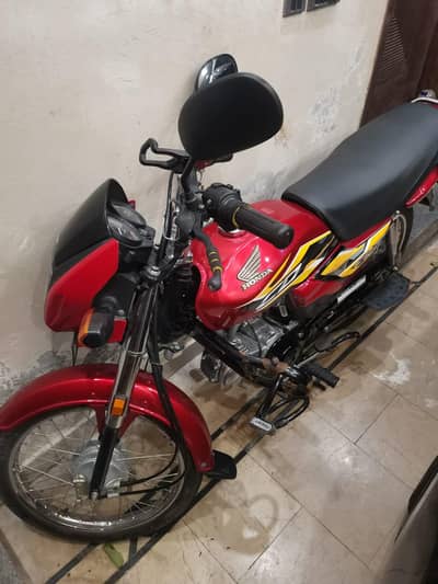 Honda prider 100cc 2025 Model for sale  contact whatsapp 03489702249