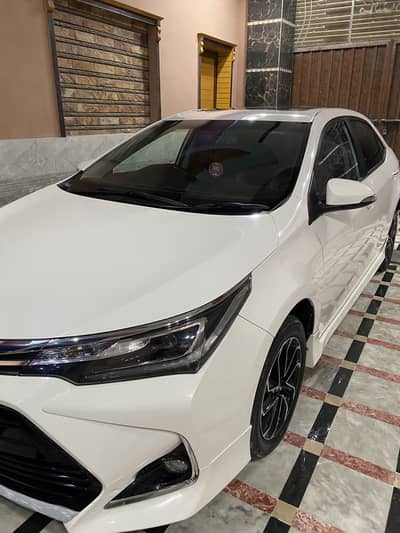 Toyota Corolla Grande 2025