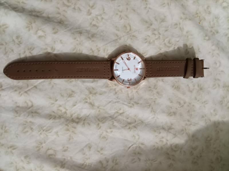 man's watch 0