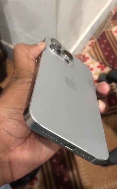 iPhone 15 PRO MAX HK MODEL 89% BATTERY HEALTH