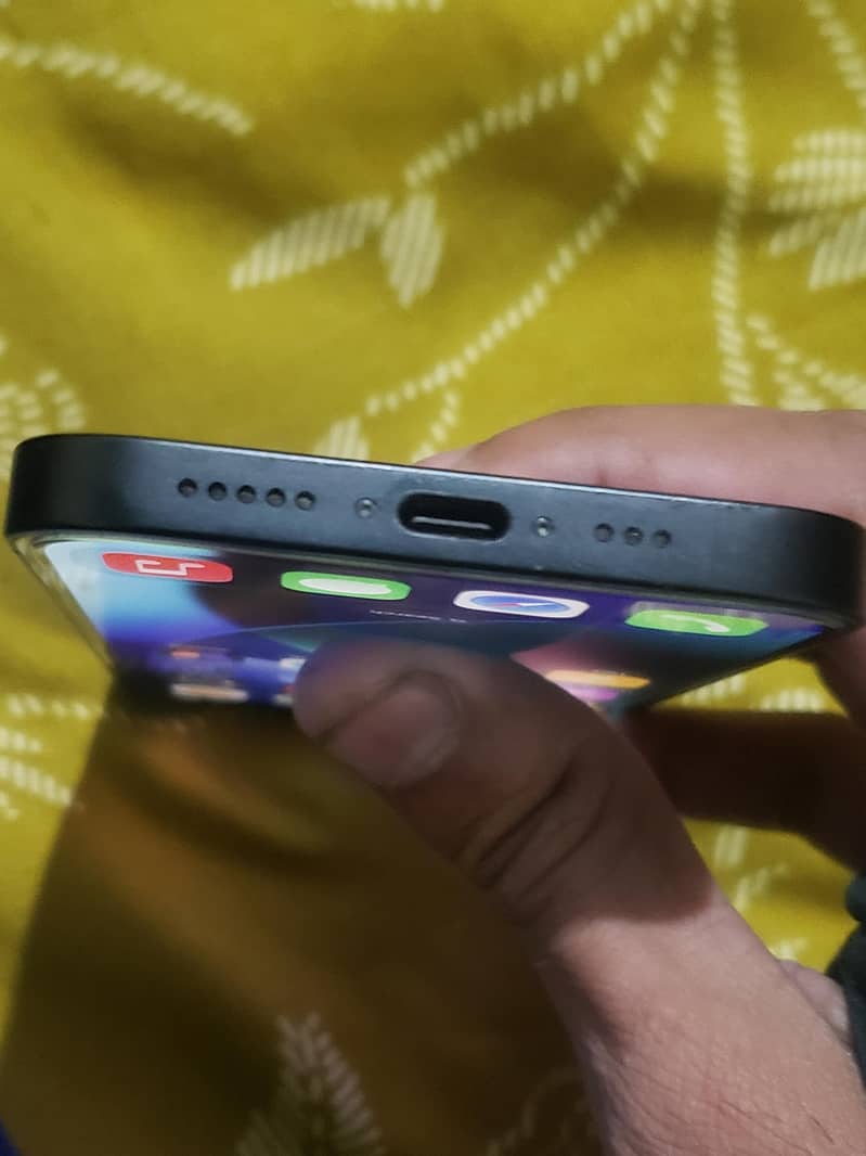 iphone 16e 2