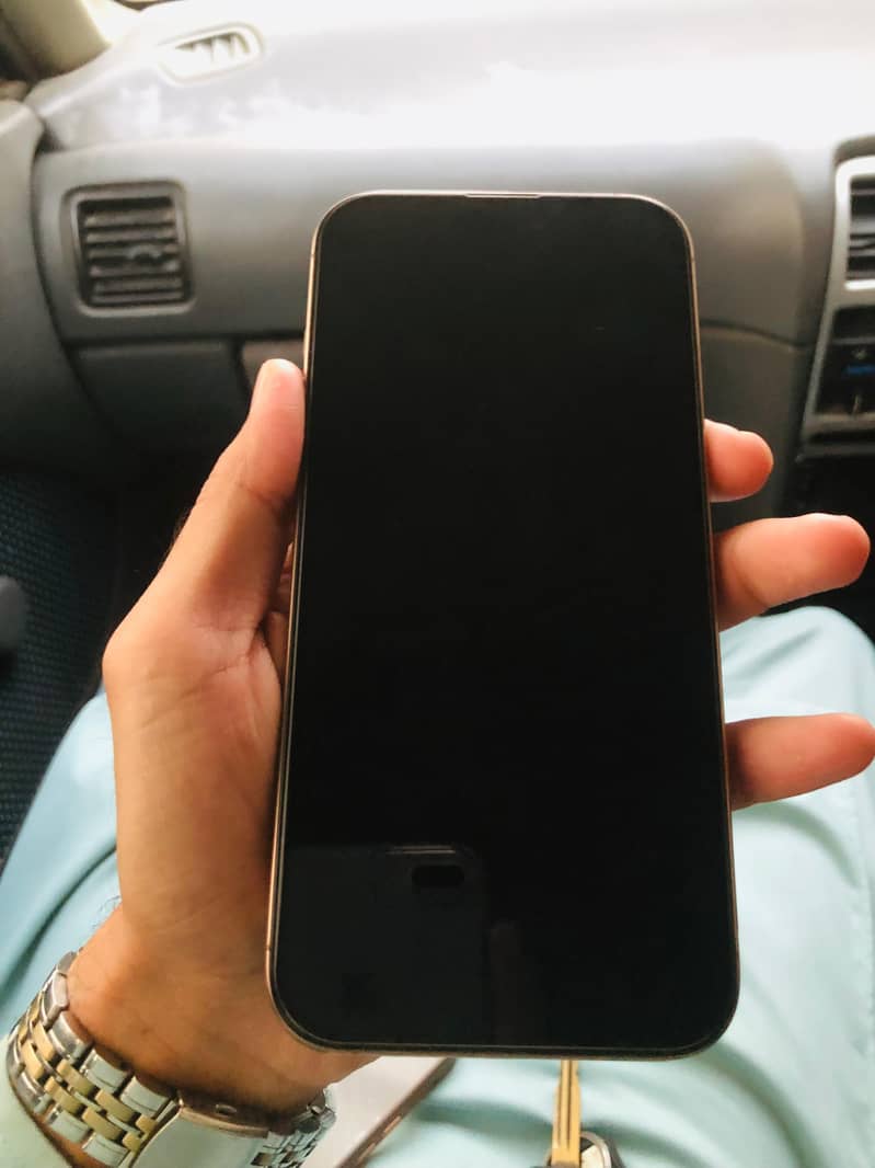 iphone 16 pro max 8