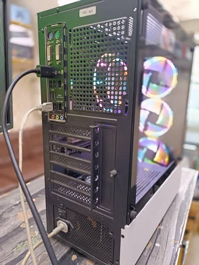 Powerful & Cool Gaming PC | Core i5 4th Gen | RGB Lights