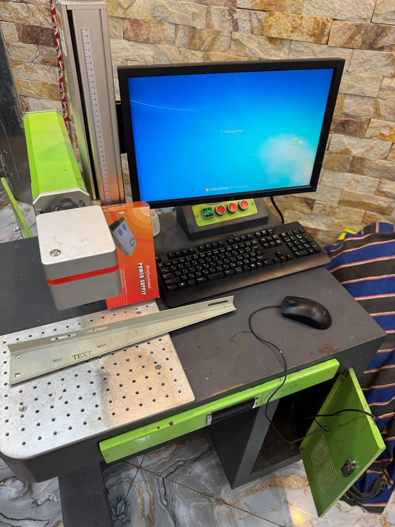 fiber laser machine 4