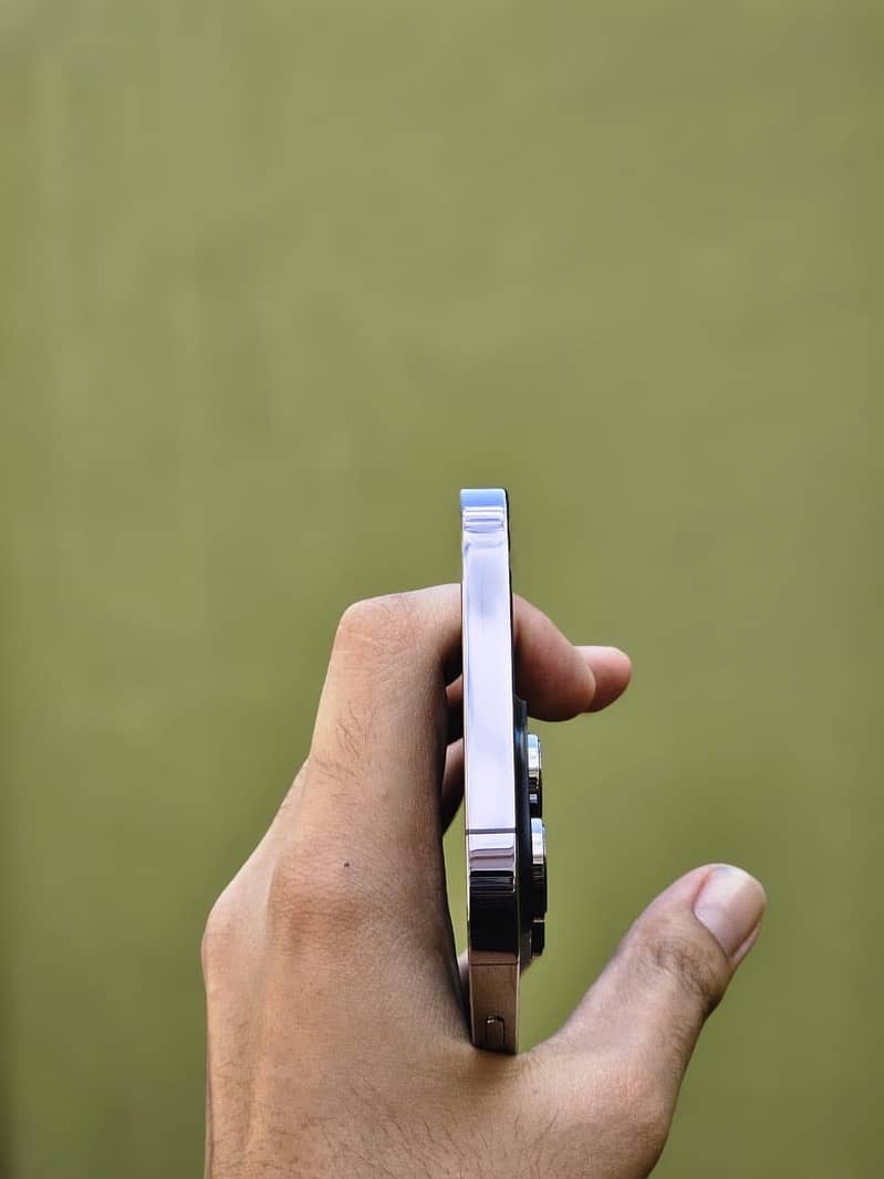 Iphone 14 pro max 0