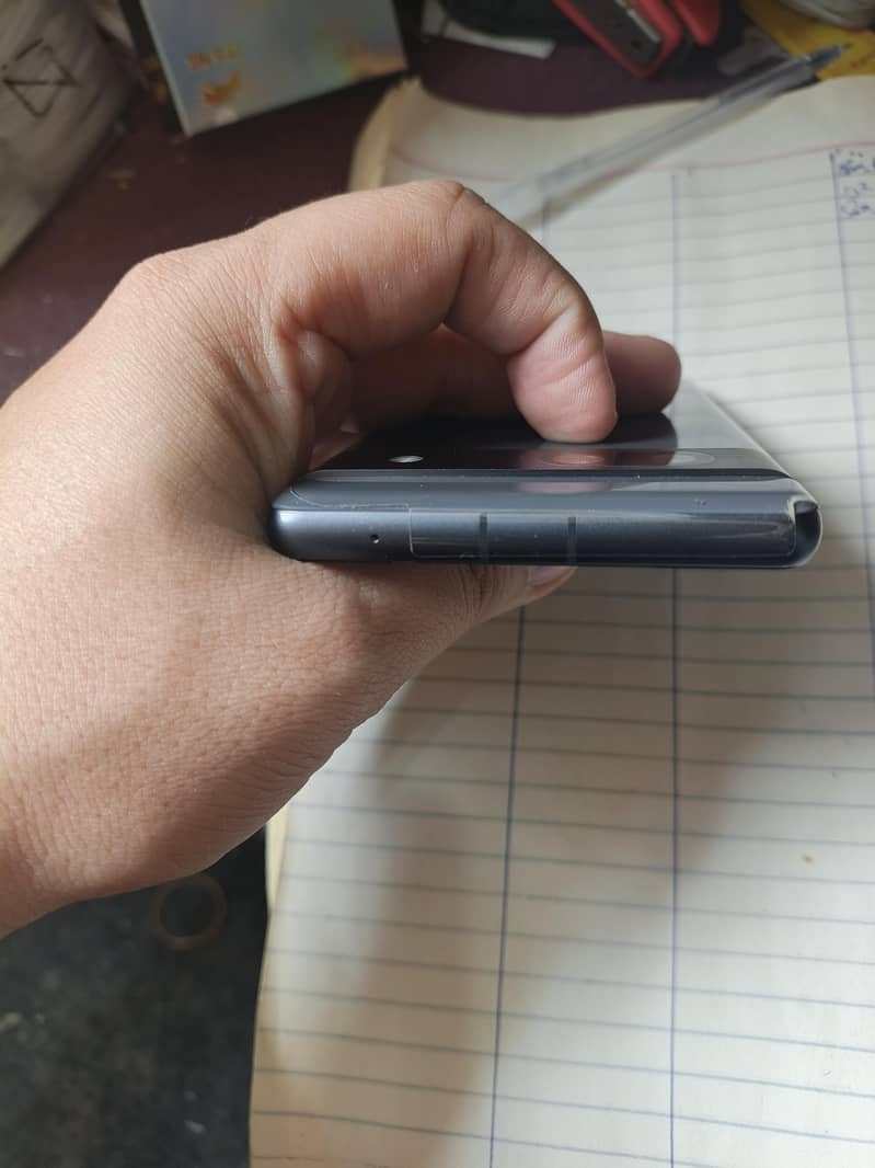 Google pixel 7A 4