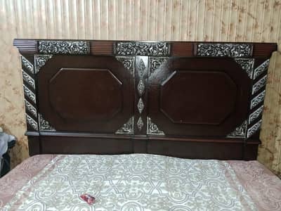 Bed Set with side table and dressing table