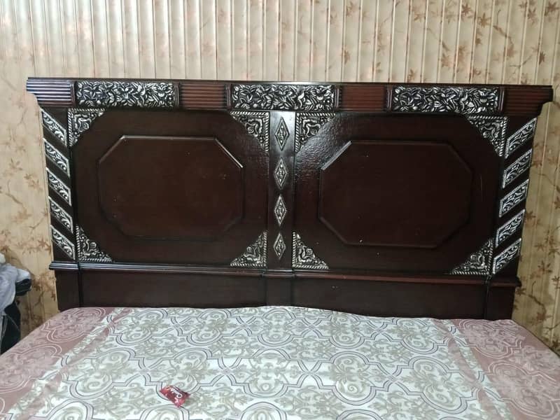 Bed Set with side table and dressing table 0